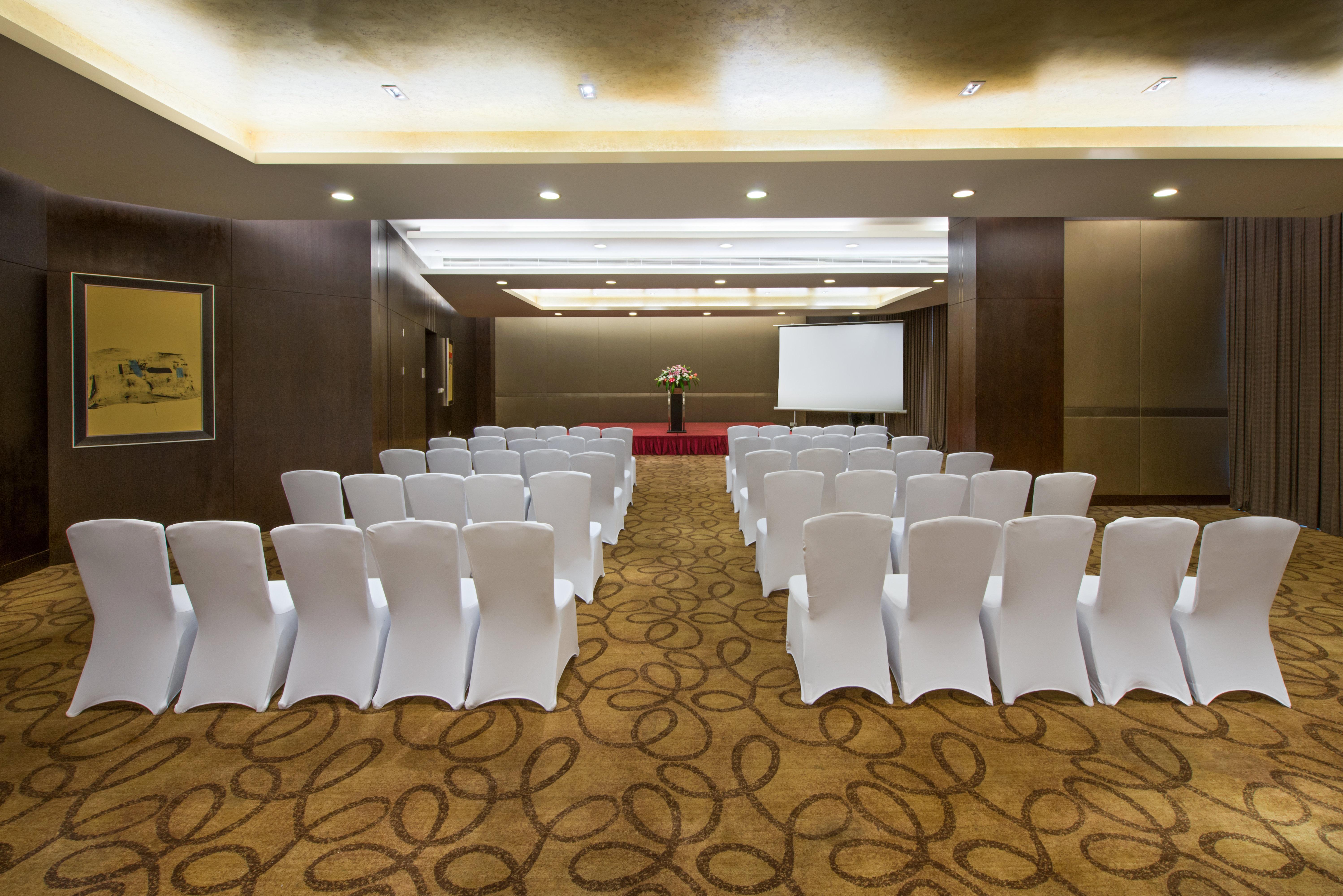 Crowne Plaza Shanghai Xiayang Lake By Ihg Qingpu Εξωτερικό φωτογραφία